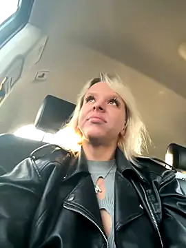 LikaCat online show from 09/18/25, 01:18