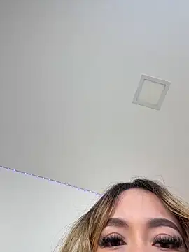 Alison Diaz17 online show from 12/17/24, 10:11