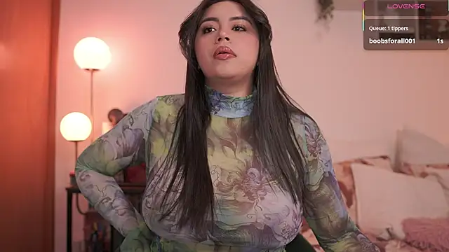 Snapshot of EmilyxRose_- chatting on 11/23/25, 07:46 EmilyxRose - online show from 11/23/25, 07:46