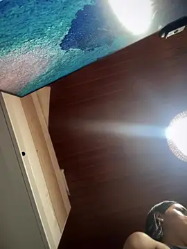 MarianaBenz online show from 11/05/25, 01:05