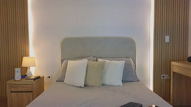 KristennBlue online show from 04/14/26, 12:33