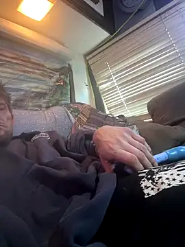 Followthepiper online show from 11/19/25, 09:48