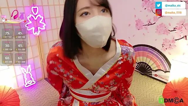 Snapshot of maika08 chatting on 11/29/25, 06:38 maika08 online show from 11/29/25, 06:38