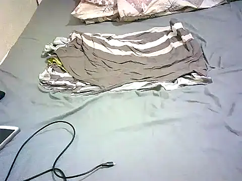 honeypotsweet online show from 04/01/26, 07:09