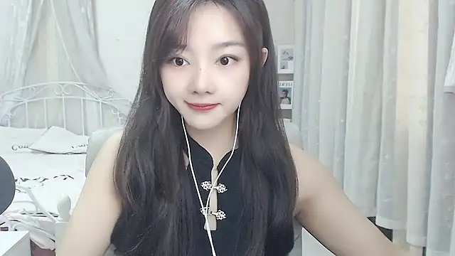 Snapshot of Jenny-Z chatting on 04/15/26, 01:45 Jenny-Z online show from 04/15/26, 01:45