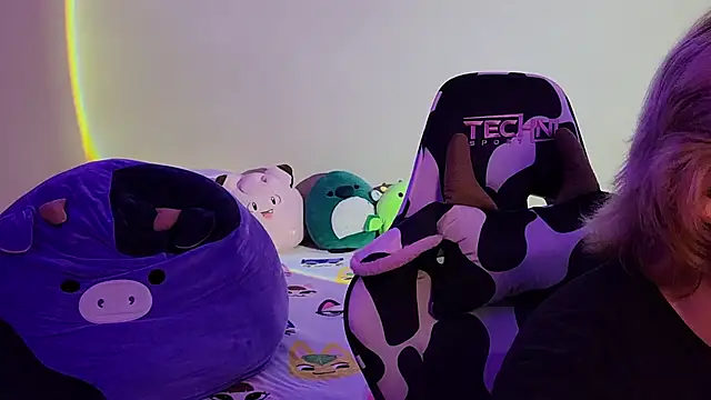 InternetFairy XO online show from 12/29/24, 01:34