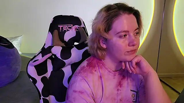 InternetFairy XO online show from 01/17/25, 04:06