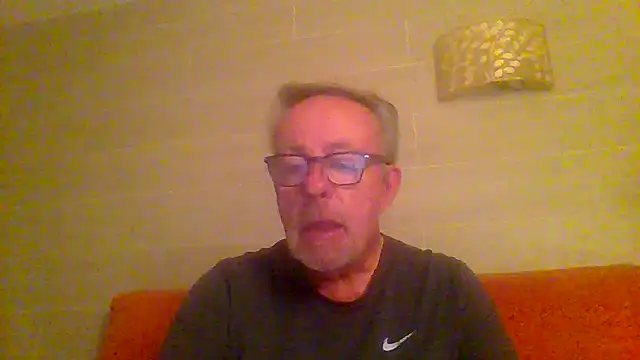 tuggy59 online show from 04/16/26, 05:19