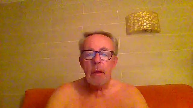 tuggy59 online show from 07/01/26, 03:19