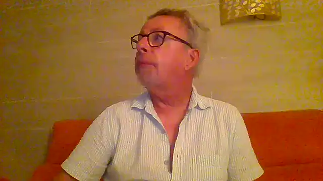 tuggy59 online show from 07/05/26, 04:41
