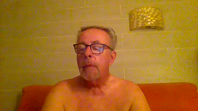 tuggy59 online show from 07/18/26, 04:16