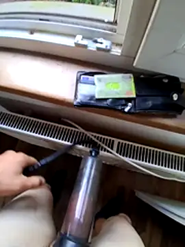 Snapshot of Ondrej3 chatting on 07/18/26, 05:28 Ondrej3 online show from 07/18/26, 05:28