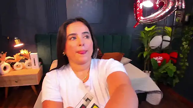 taylor bennet online show from 02/21/25, 07:10