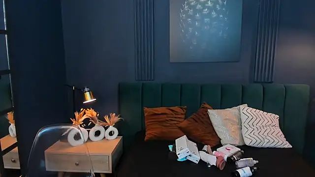 taylor bennet online show from 03/12/25, 12:15