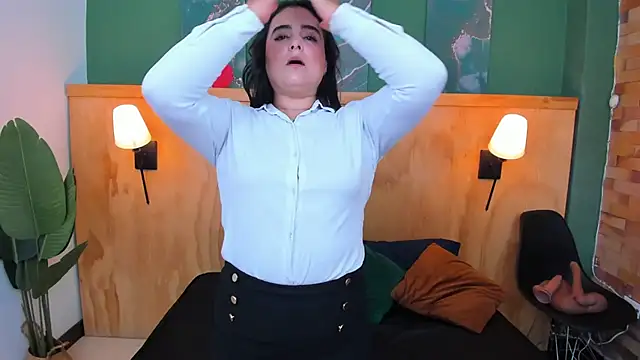 taylor bennet online show from 10/02/25, 07:10