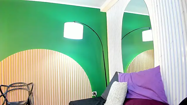 taylor bennet online show from 03/25/26, 07:42