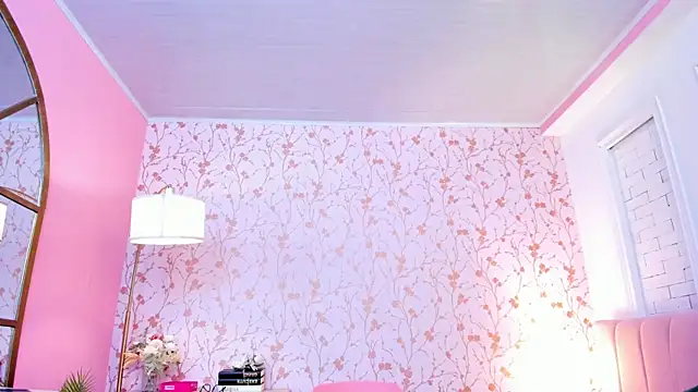 taylor bennet online show from 04/18/26, 11:47