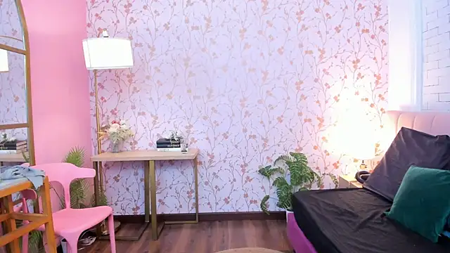 taylor bennet online show from 04/19/26, 06:10