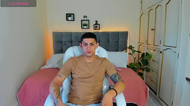 Alex cute77 online show from 01/16/25, 12:09