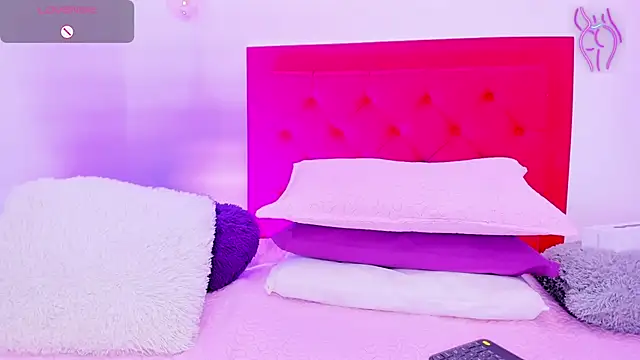 Sofia Girl  online show from 12/25/24, 07:24