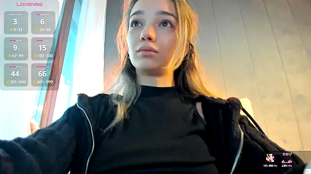 Sassy Teen online show from 10/06/25, 09:40