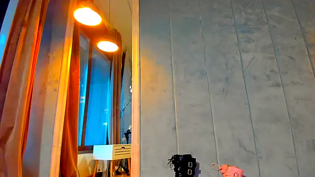 Sassy Teen online show from 11/28/25, 09:45