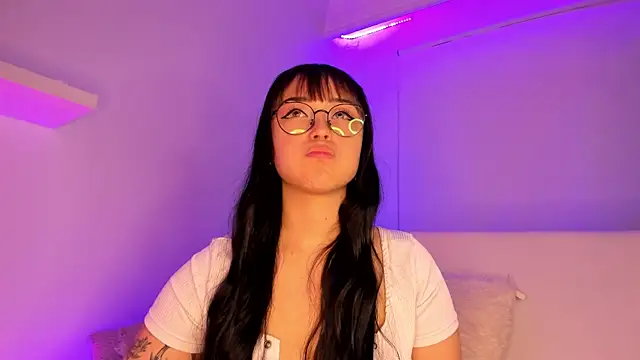 Gloomydoll online show from 01/16/25, 04:39