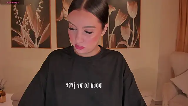 Snapshot of LindseyMoss chatting on 01/10/25, 04:12 LindseyMoss online show from 01/10/25, 04:12