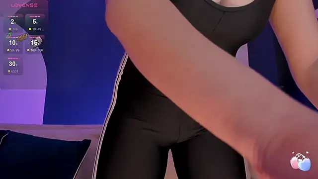 Snapshot of LindseyMoss chatting on 01/16/25, 09:37 LindseyMoss online show from 01/16/25, 09:37