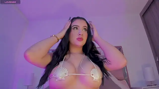 Snapshot of LindseyMoss chatting on 09/25/25, 11:30 LindseyMoss online show from 09/25/25, 11:30