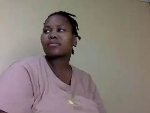 Snapshot of Real1SweetQueen chatting on 02/07/25, 08:10 Real1SweetQueen online show from 02/07/25, 08:10