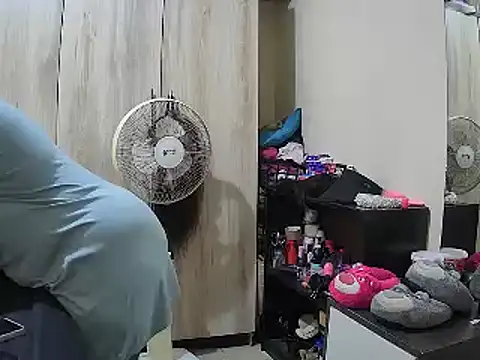 Real1SweetQueen online show from 04/21/26, 05:47