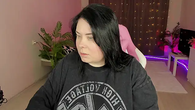 Akemi BBW online show from 09/24/25, 05:16