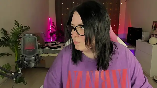 Akemi BBW online show from 10/10/25, 05:12