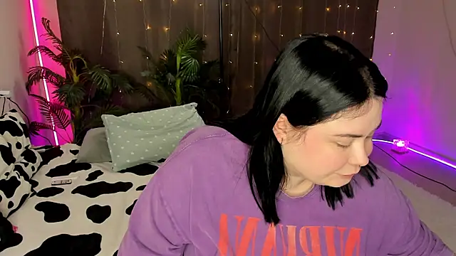 Akemi BBW online show from 10/17/25, 06:43