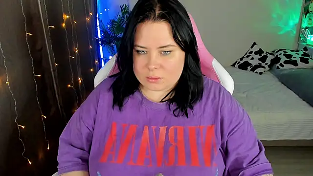 Akemi BBW online show from 10/29/25, 05:58