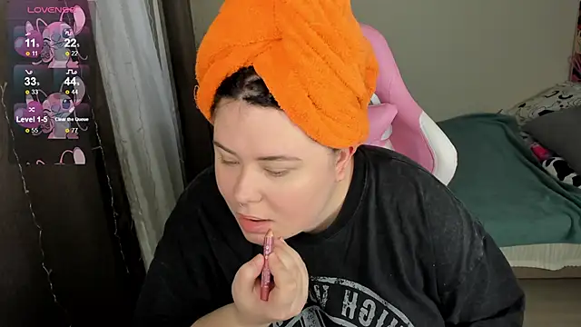 Akemi BBW online show from 12/05/25, 04:54