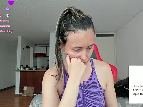 zoe jeane beker online show from 05/20/26, 09:10