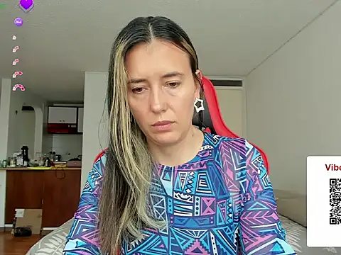 zoe jeane beker online show from 05/22/26, 07:41