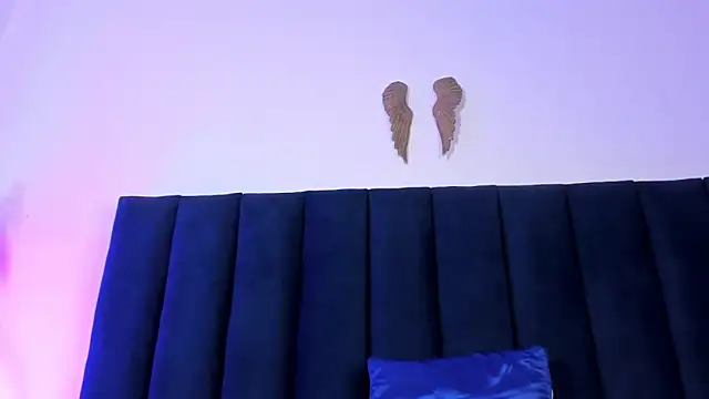 Anette  online show from 05/25/26, 07:42