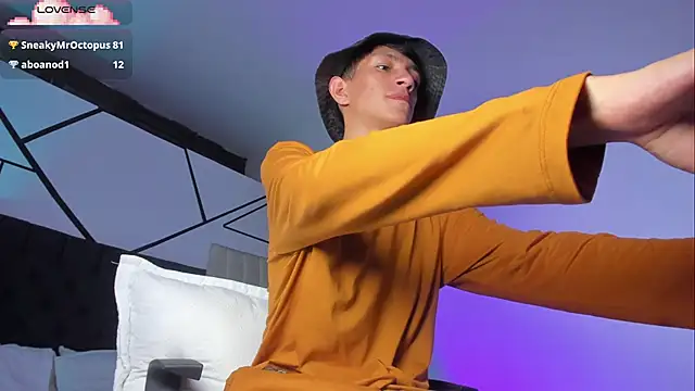 DereckCooperr online show from 03/19/25, 12:15