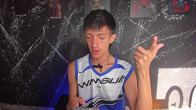 Snapshot of DereckCooperr chatting on 02/03/26, 09:09 DereckCooperr online show from 02/03/26, 09:09