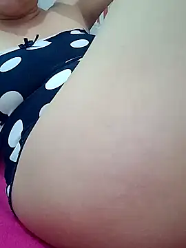  Bella Candy  online show from 12/18/24, 11:40