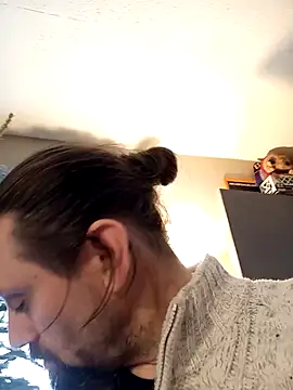 Snapshot of teekoine1 chatting on 01/15/25, 10:06 teekoine1 online show from 01/15/25, 10:06