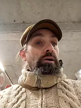 Snapshot of teekoine1 chatting on 02/05/25, 06:26 teekoine1 online show from 02/05/25, 06:26