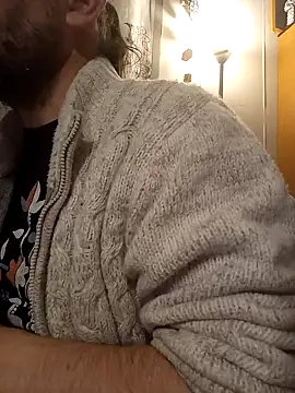 Snapshot of teekoine1 chatting on 11/18/25, 02:28 teekoine1 online show from 11/18/25, 02:28