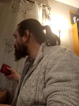 Snapshot of teekoine1 chatting on 02/16/26, 11:45 teekoine1 online show from 02/16/26, 11:45