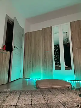 freiiaflower online show from 03/10/25, 04:07