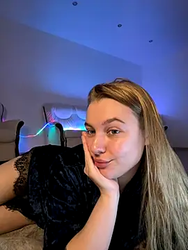 freiiaflower online show from 11/10/25, 01:26