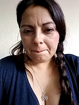 seherlatin online show from 03/17/25, 10:06